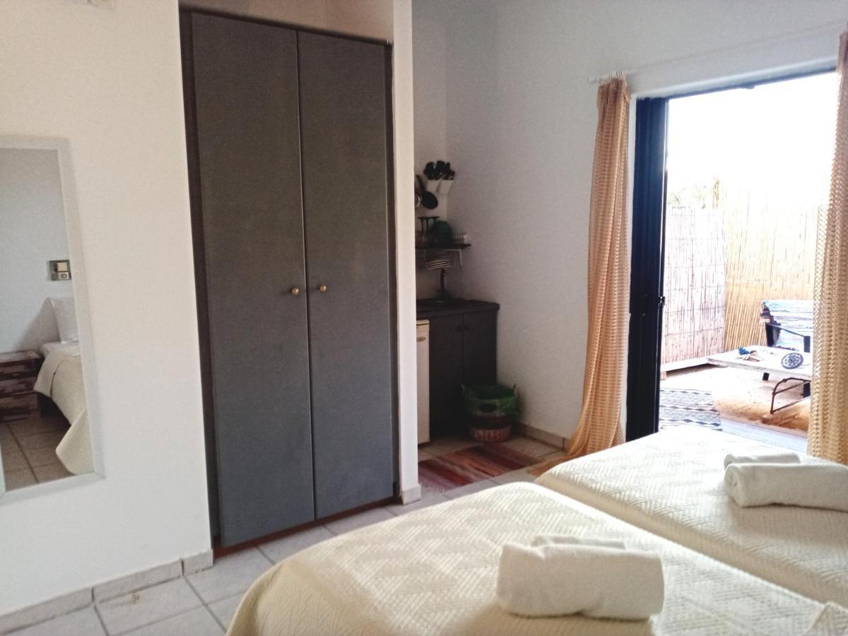 Votsalon Beach House Katastarion Экстерьер фото